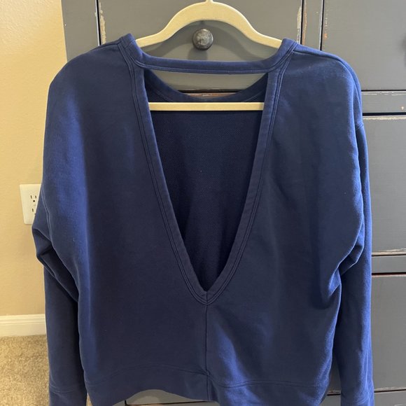 Nike Women's Dri-Fit Open Back Sweatshirt - Picture 5 of 5